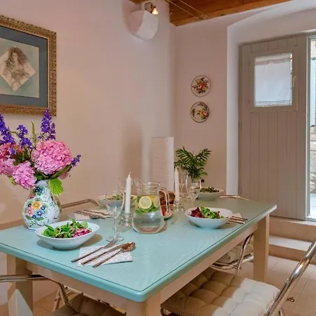 Fortezza - Hvar Old Town Апартаменти *